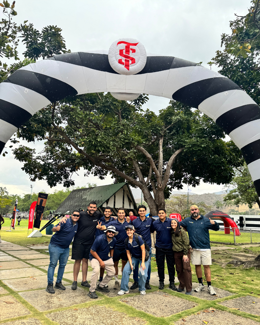 Santa Teresa Sevens con Consumo B9
